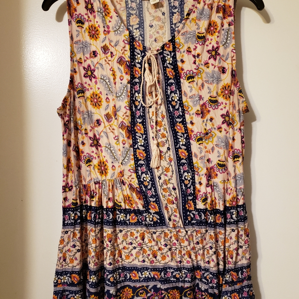 Flowy floral tank